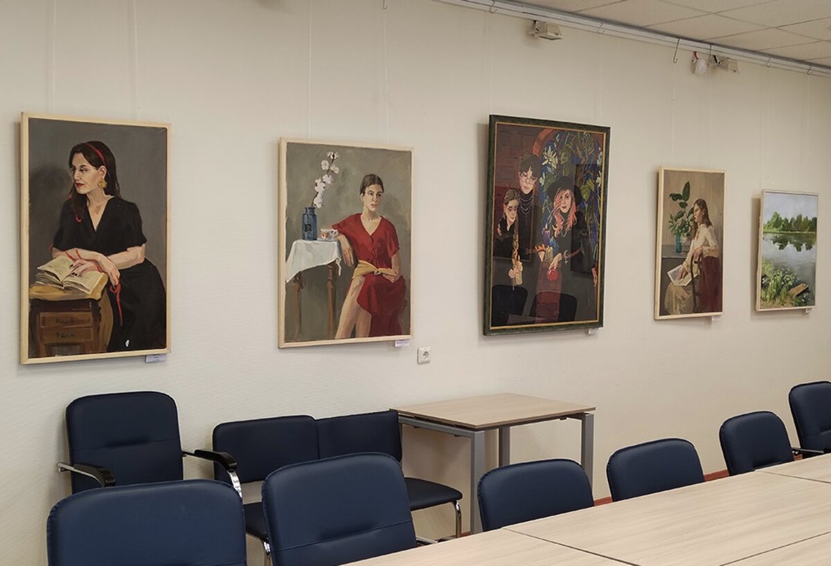 vystavka kartin hudozhnicy anastasii tamojkinoj otkrylas v nngu