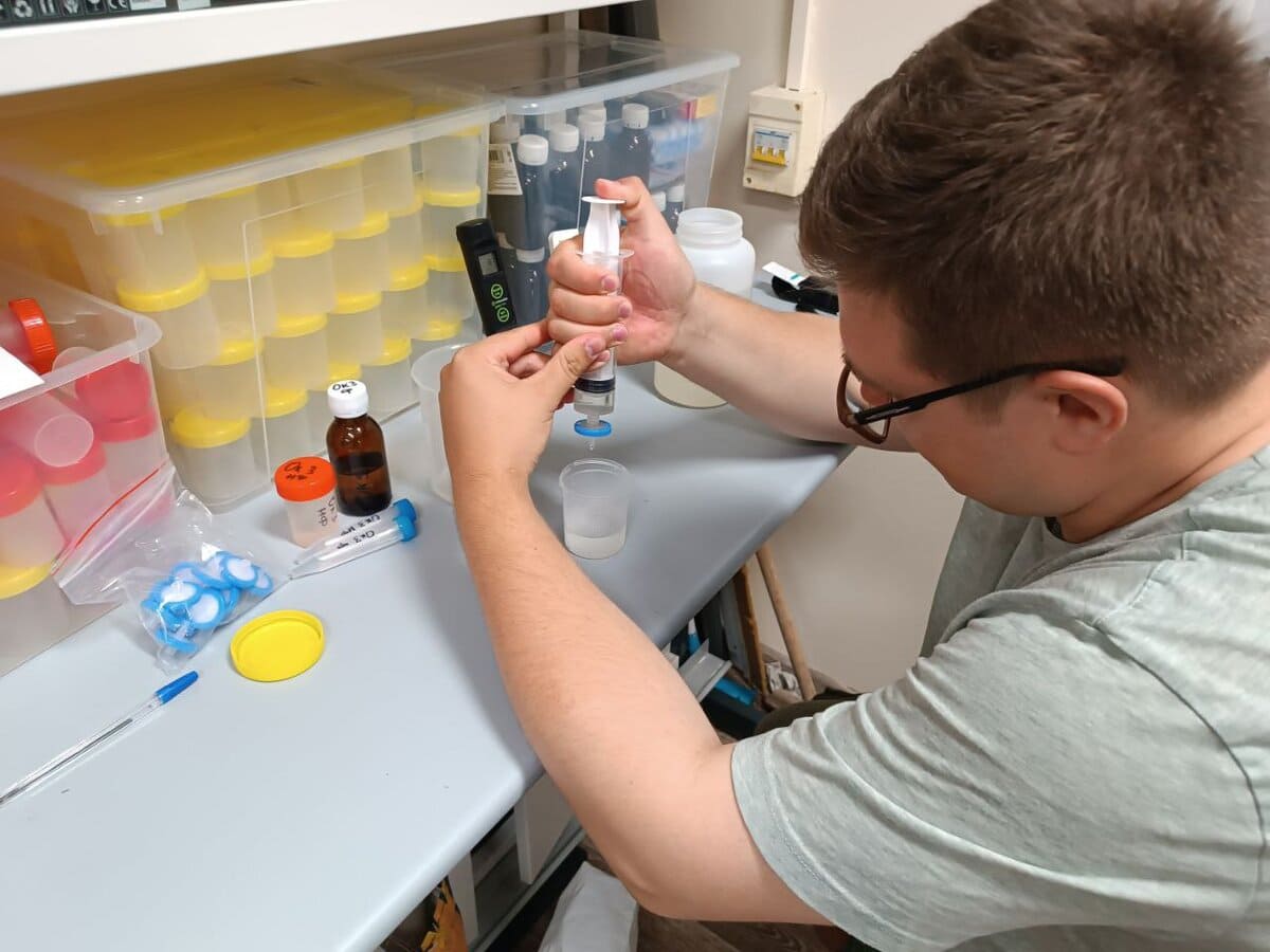 gidrobiologi nngu provodyat ehkomonitoring sostoyaniya nizhegorodskih rek