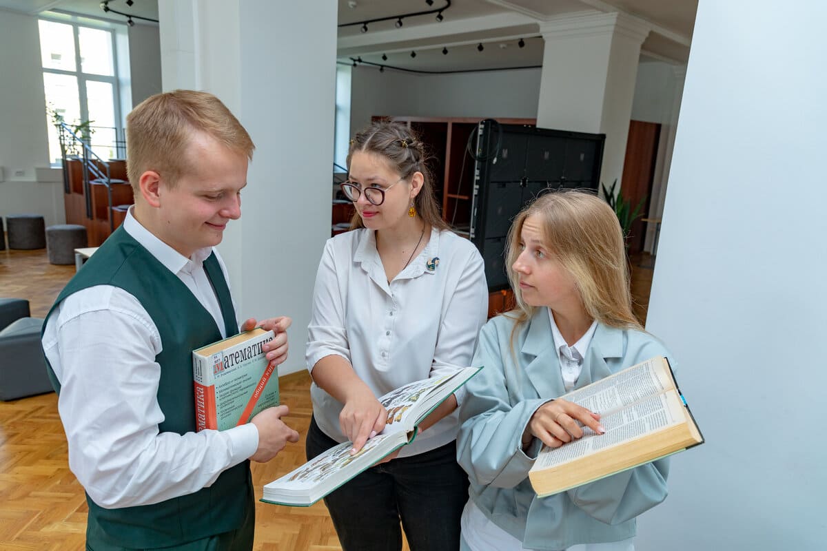 nngu i obshchestvennaya palata rf zaklyuchili dogovor o prohozhdenii praktiki studentami