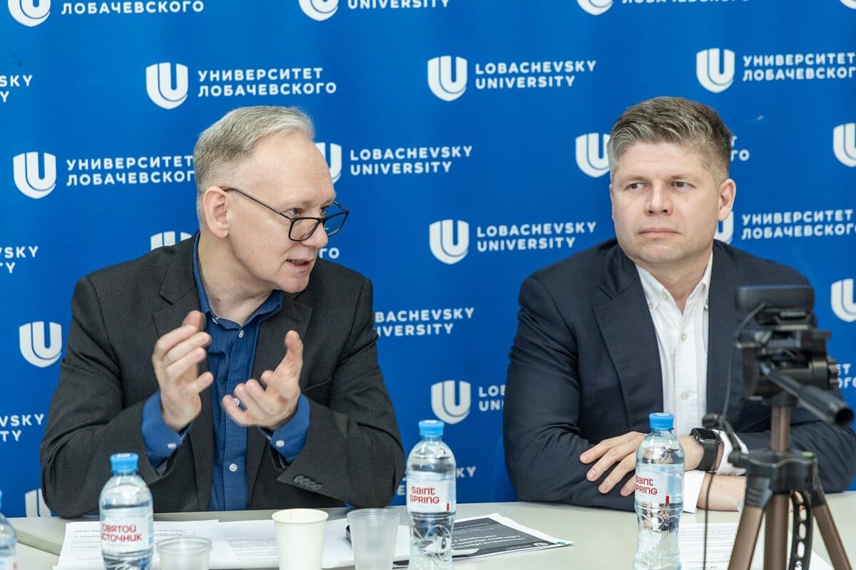 mezhdunarodnyj seminar kruglyj stol ob inzhenernom obrazovanii sostoyalsya v nngu